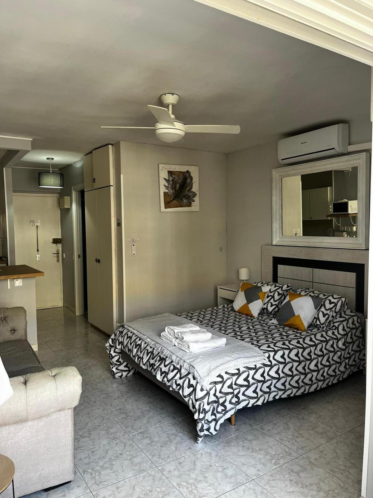 Encantador Estudio Con Piscina Benalmadena Exterior photo